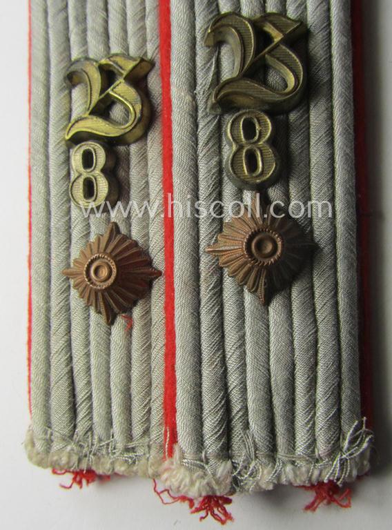 Pair of WH (Heeres) 'cyphered', officers'-type shoulderboards: 'O.Ltn. des Beobachtungs-Abtngs. 8'