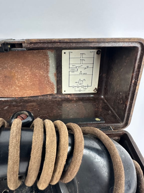 Nice original German WW2 FF33 Field Telephone (Feldfernsprecher 33) 1939
