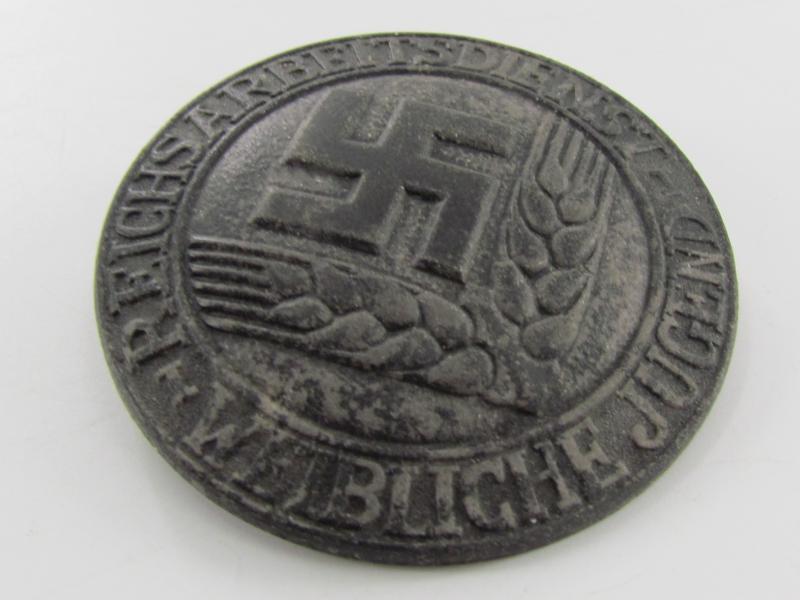 RAD (Reichsarbeitsdienst) Weibliche Jugend Brooch