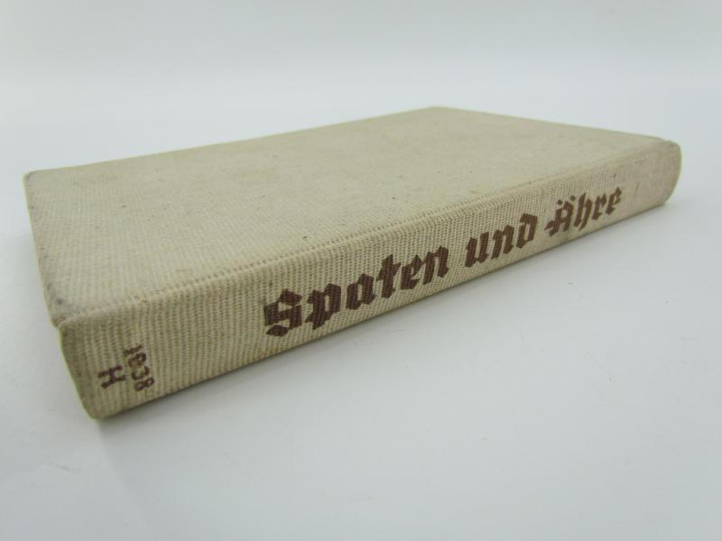 Book : Spaten und Ähre (1937)