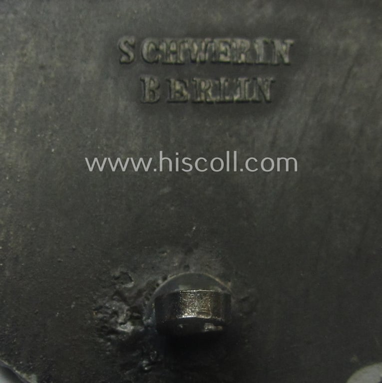 WH (Kriegsmarine) 'Marine-Artillerie-Abzeichen' being a typical zinc- (ie. 'Feinzink'-) based example by the desirable maker- (ie. 'Hersteller') 'Schwerin - Berlin'