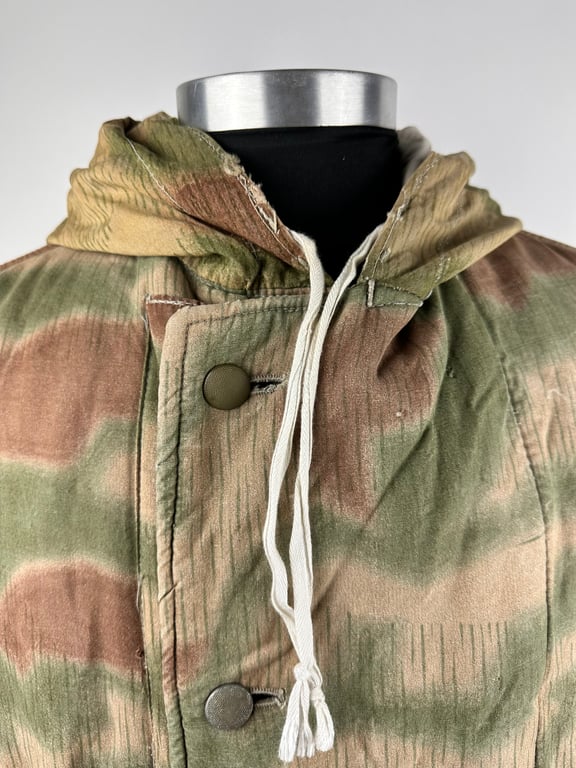 Wehrmacht reversible winter parka in Sumpftarnmuster