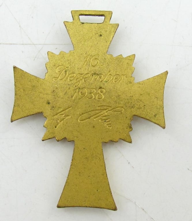 German Mothers Cross in Gold