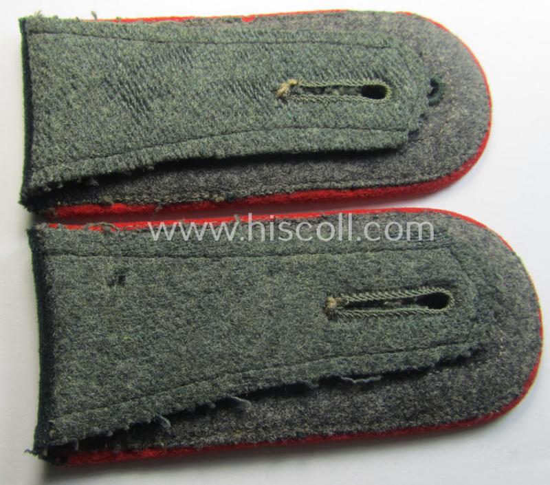 Attractive - and matching! - early- (ie. pre-) war-period WH (Heeres) 'M36'- (ie. 'M40'-) pattern 'cyphered' NCO-type shoulderstraps as intended for an: 'Uffz. u. Mitglied des Art.-Beo.-Abts. 16' that comes with a period photo