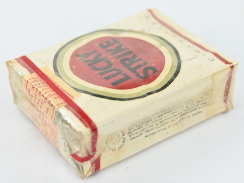 US WW2 Package of Lucky Strike Cigarets