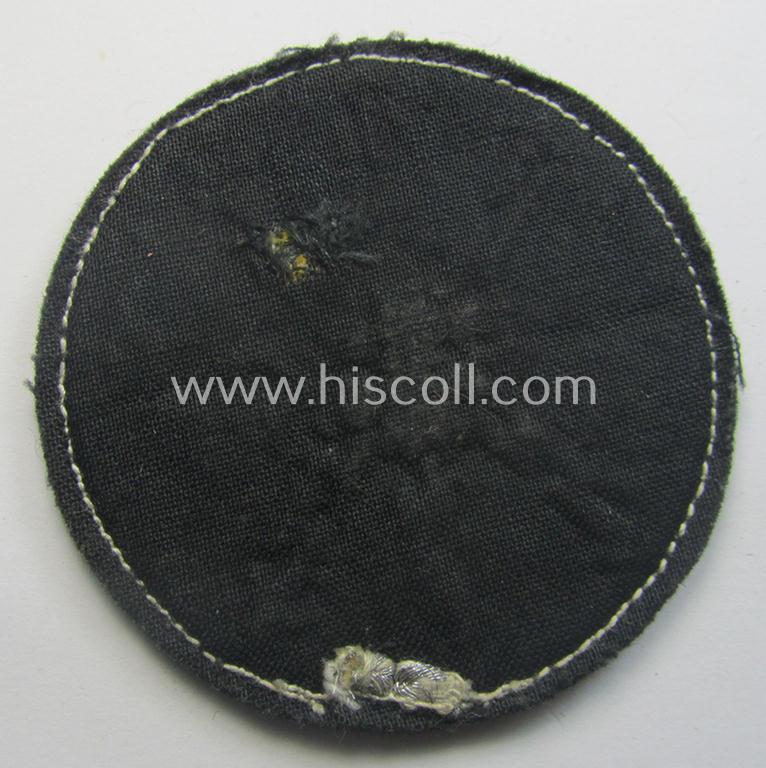 WH (Heeres) machine-embroidered, trade- and/or special-career insignia (ie. 'Tätigkeitsabzeichen') as executed on a darker-green-coloured background as was intended for a: 'geprüfter Funkmeister' (or: certified radio-operator ie. radio-equipment...