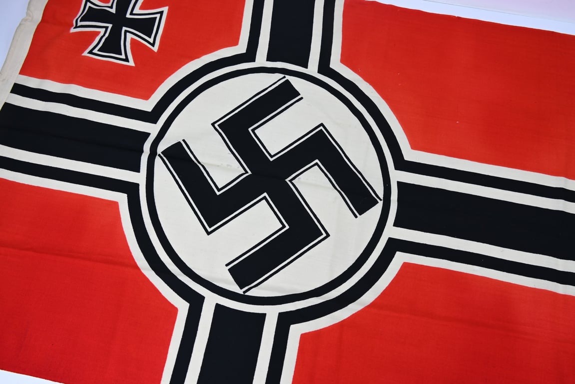 German KM Reichskriegsfahne 100x170cm (SS Barracks Heilbronn)