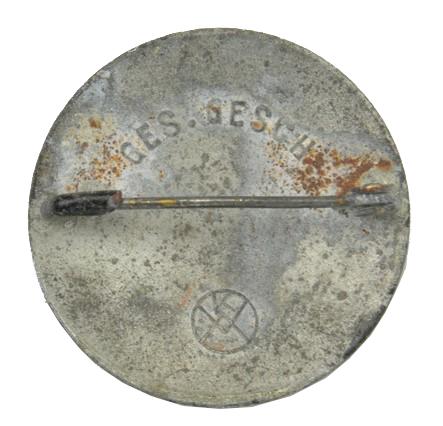 German DRK "helferin" badge