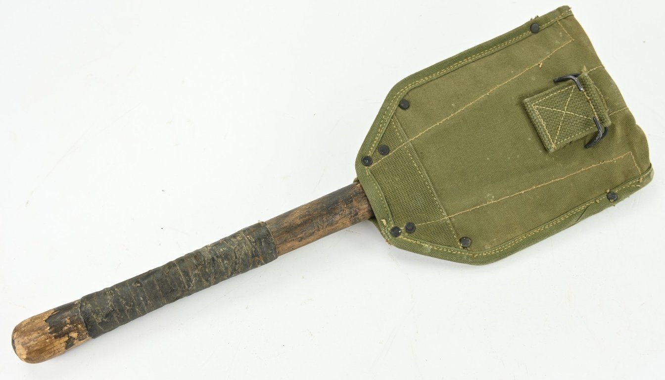 US WW2 M-1943 Folding Shovel 'Cheneux'