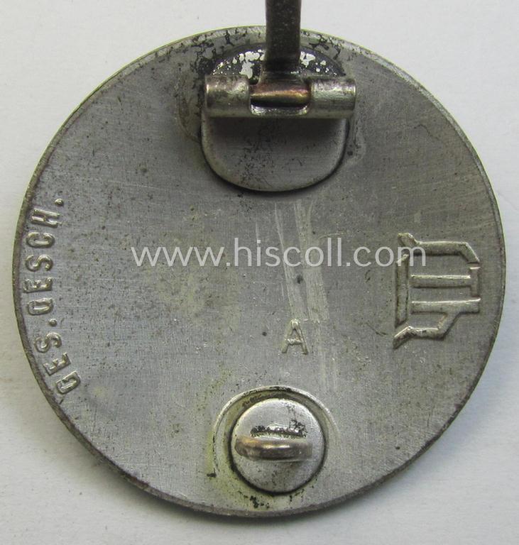 Superb, enamelled lapel-pin: 'Der Stahlhelm' - Bund der Frontsoldaten (Sta) - Eintrittsabzeichen 1931' being a non-engraved example that comes in an overall very nice- (and/or fully undamaged!), condition