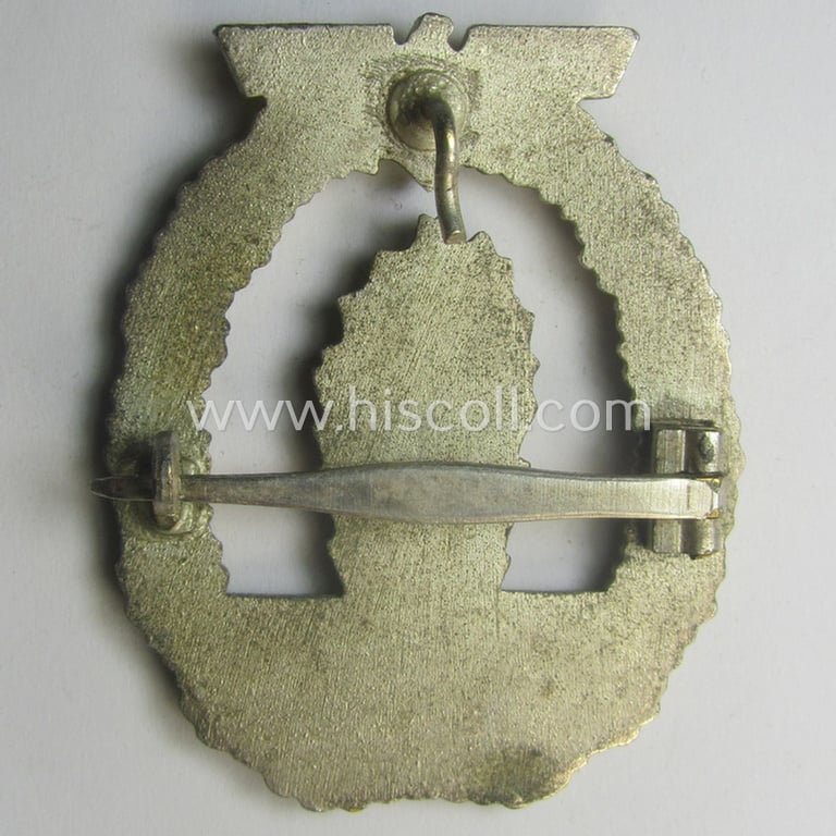 WH (Kriegsmarine) 'Kriegsabzeichen für Minensuch-, U-Boot-Jagd und Sicherungs-Verbände' (being a very detailed but non-marked example as produced by the 'Wilh. Deumer'-company)