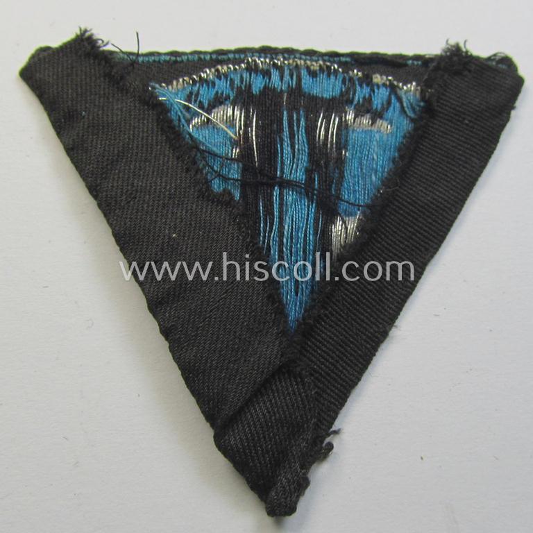 Attractive, so-called: N.S.K.K. (ie. 'National Socialistisches Kraftfahr Korps') side-cap-eagle (ie. 'Adler für N.S.K.K.-Schiffchen o. Lagermütze') being a 'flat-wire-woven'-example onto a bright-blue-coloured background