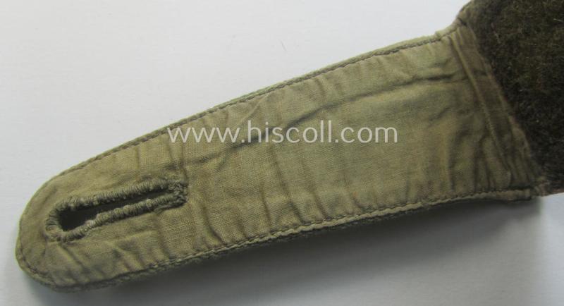 Single, WH (Heeres) 'tropical' NCO-type shoulderstrap: 'Feldwebel der Panzer-Truppen'