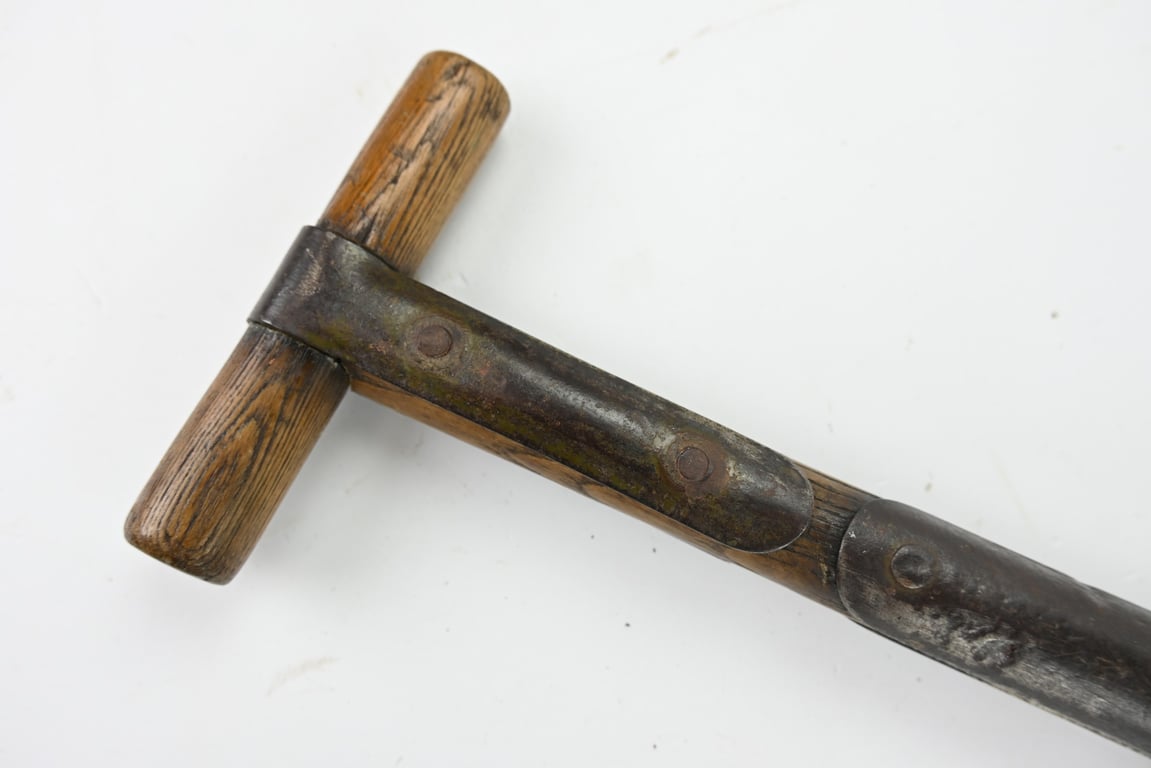 US WW2 Paratrooper Shortened T-Shovel with BM Cover