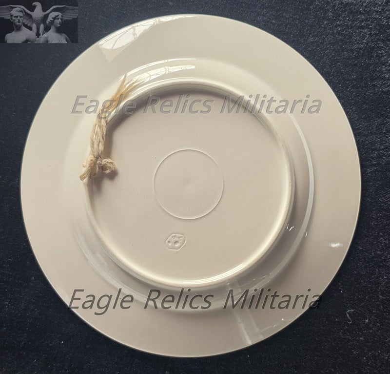 Brown NSV decorative plate mother and child