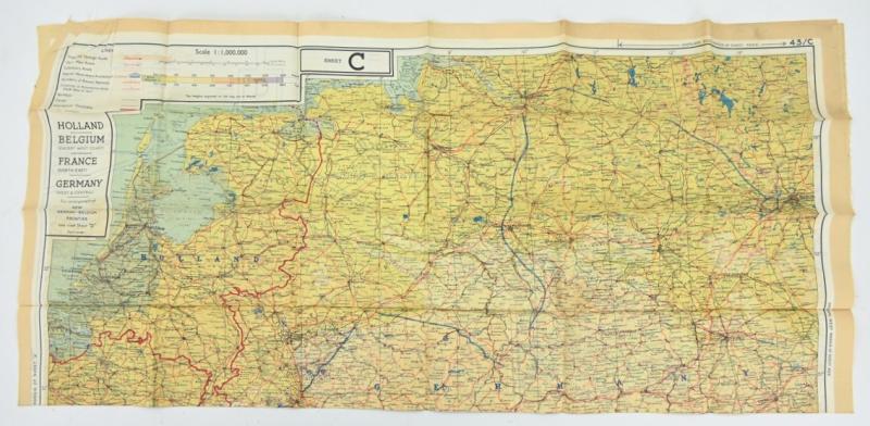 USAAF WW2 Escape Map set with Cover & Compas