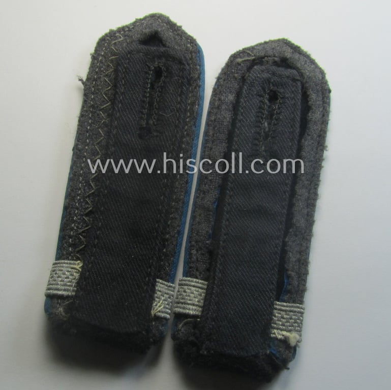 Pair of WH (Luftwaffe ie. Hitlerjugend-) related, so-called: 'Flakhelfer'-shoulderstraps as was intended for usage by a: 'Flakhelfer' (ie. later-war-period, youthful, anti-aircraft staff-member)