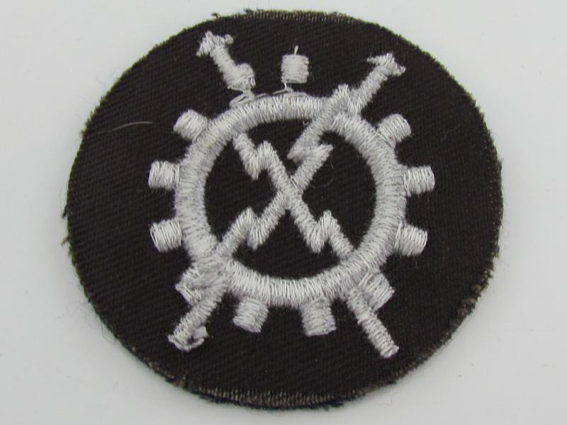 Luftwaffe Signals Equipment Trade Patch