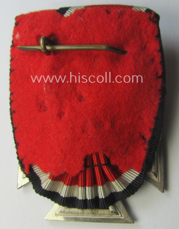 'Einzelspange' (ie. single-pieced medal-bar) showing an Iron Cross 2nd class (or: 'Eisernes Kreuz 2. Klasse')