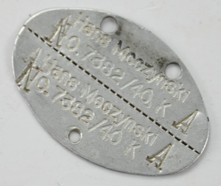 German KM Named Dog-Tag