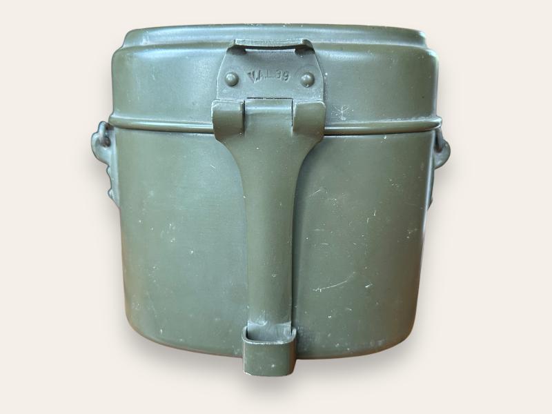 German WWII Messkit -V.A.L. 39-