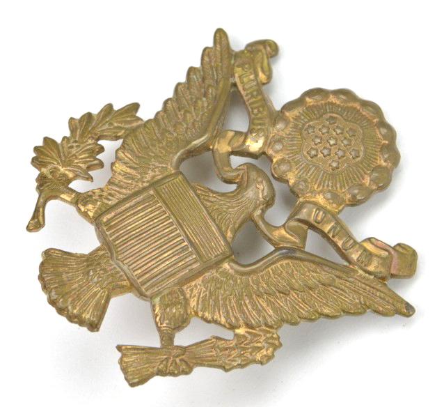 US WW2 Officer's Cap Badge