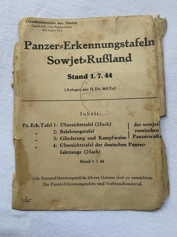 German Recognition Card 'Panzer-Erkennungstafel 1' set