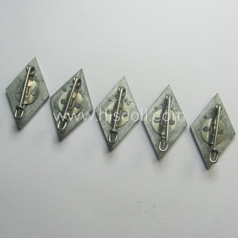 Later-war-period, HJ (ie. 'Hitlerjugend') painted- ie. 'sprayed'-pattern lapel-pin (ie.: 'Mitgliedsraute') having an: 'RzM - M1/146'-makers'-designation (= 'Anton Schenkls' Nachfolger - Wien')