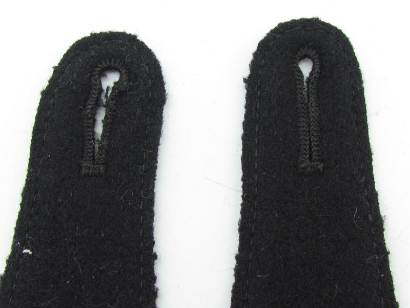 Waffen-SS Signals unit ‘Nachrichten’ shoulder boards for SS-Unterscharführer