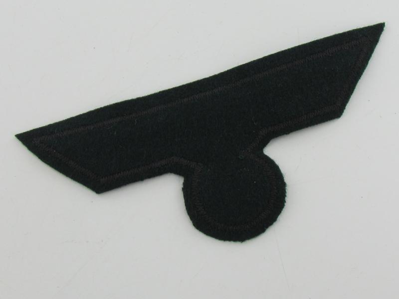 M38 army (Heer) ‘BeVo’ flatwire breast eagle