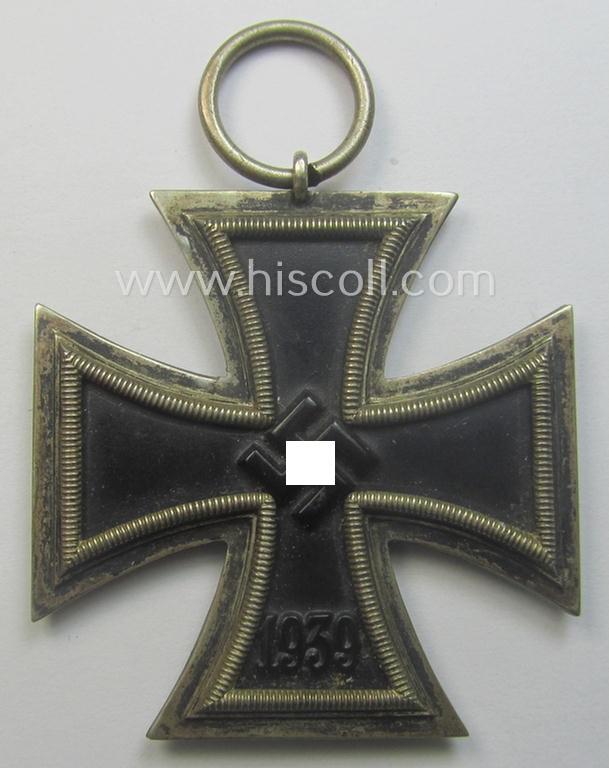 'Eisernes Kreuz II. Klasse' being a (typical) non-maker-marked example by a (by me) unidentified maker (ie. 'Hersteller')