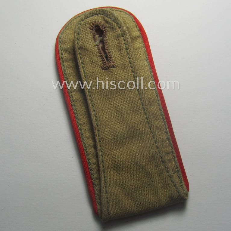Single, WH (Luftwaffe) 'tropical-issued' NCO-type shoulderstrap (as was specifically intended for usage on the tropical-shirts ie. tunics) as was specifically intended for an: 'Oberfeldwebel der Flakartillerie-Trpn.'