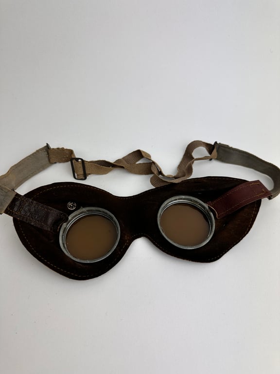 Wehrmacht leather Dust Goggles