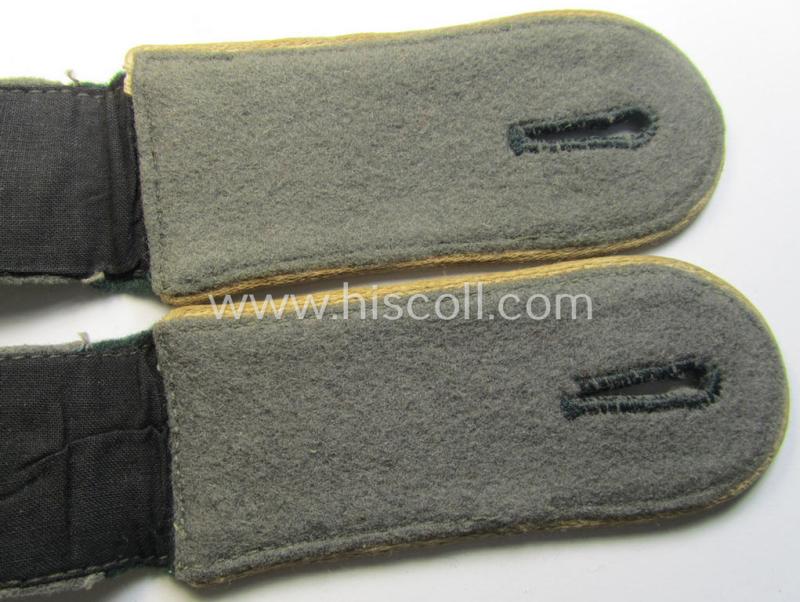 Superb - just moderately used and/or fully matching! - pair of WH (Heeres) 'M36'- (ie. 'M40'-) pattern, WH (Heeres) EM-type shoulderstraps as was intended for usage by a: 'Soldat der Infanterie-Truppen'