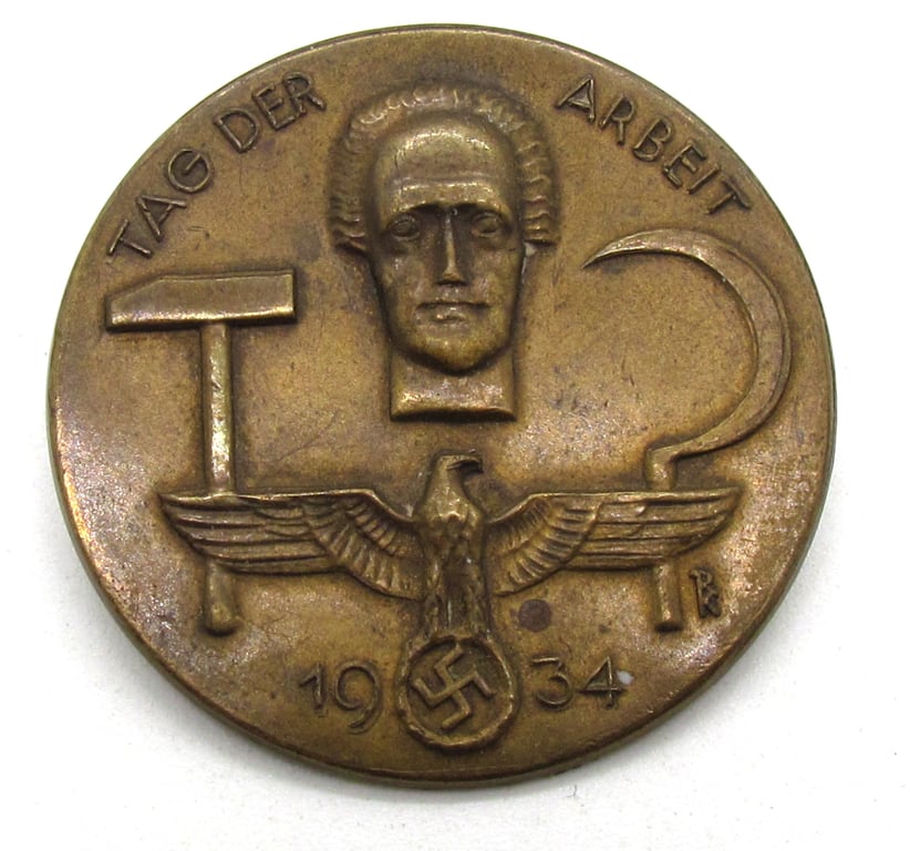 1 Mai commemorative badge. International worker's day Badge 1934