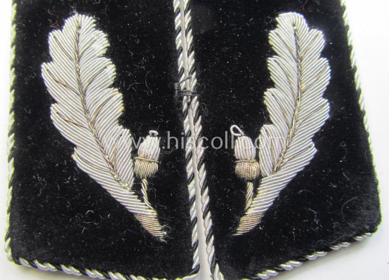 Attractive - and unidentified! - pair of hand-embroidered, high-ranked officers'-pattern collar-tabs (ie. 'Kragenspiegel für Führer') as was (presumably) intended for the: 'Stahlhelmbund' (ie. 'Der Stahlhelm - Bund der Frontsoldaten (or: Sta)'