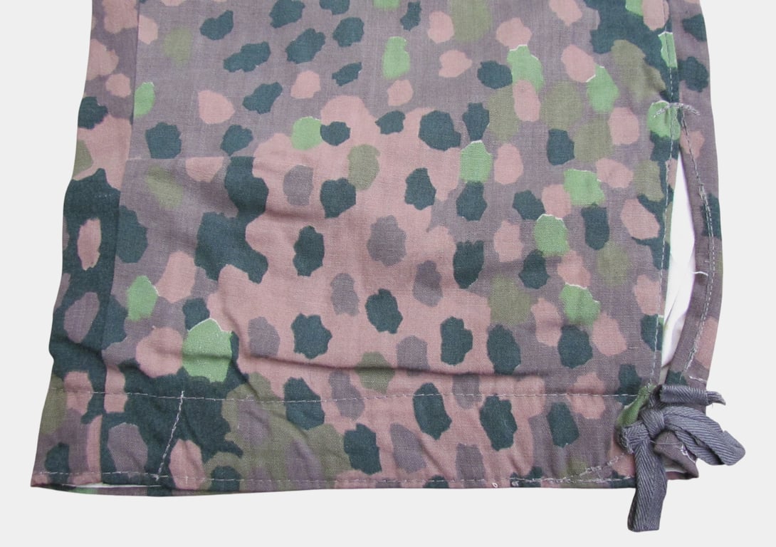 Extremely Rare Waffen-SS Dot 44 Erbsentarn Reversible Winter Trousers – Stone Mint Condition