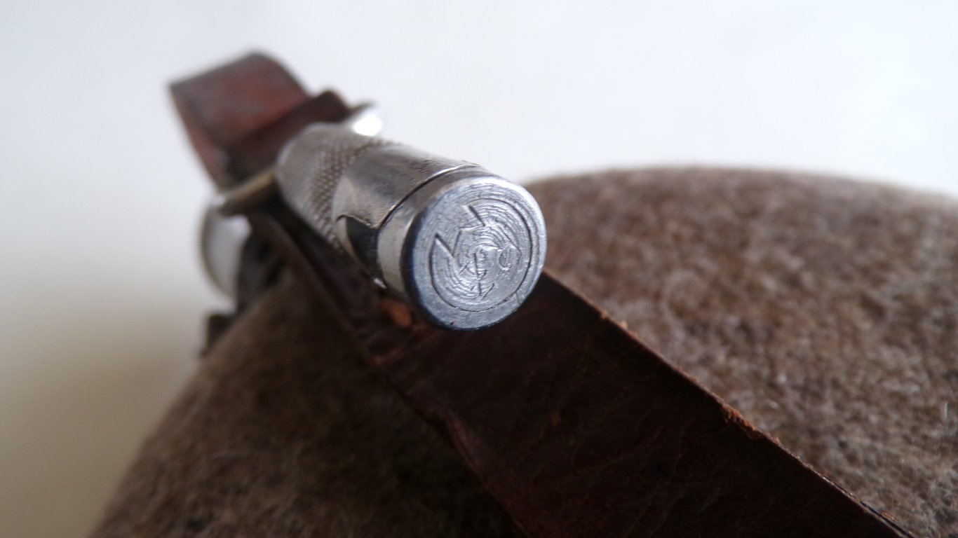 M31 Hitler Jugend / Political Canteen