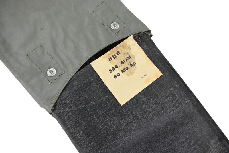 German WH M31 Gascape with Pouch