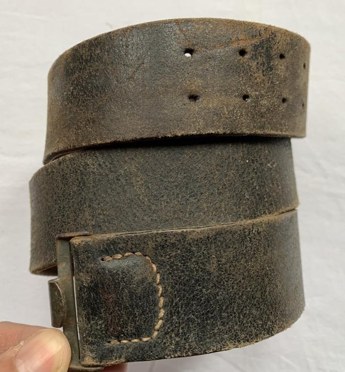 WH (Heer) Leather Combat Belt