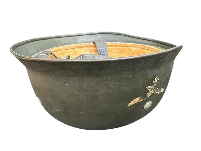 M38 single decal late war Fallschirmjäger helmet