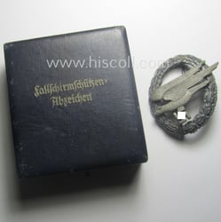 Superb, WH (Luftwaffe) 'Fallschirmschützen-Abzeichen' being a (typical and...
