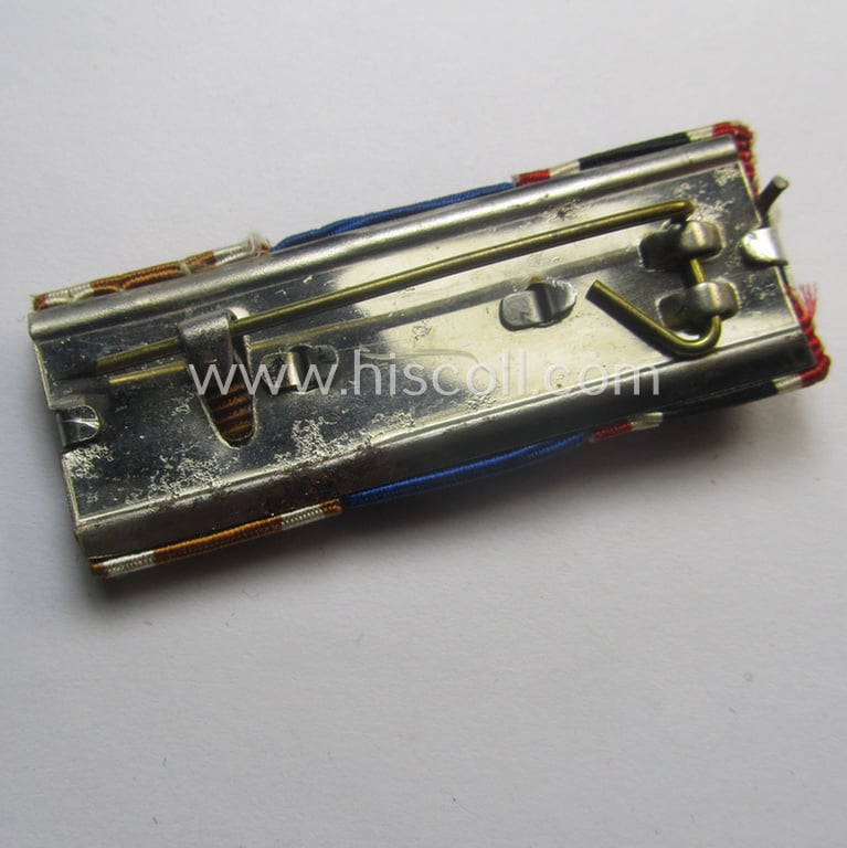 3-pieced, WH (Heeres o. KM) ribbon-bar (ie. 'Band- o. Feldspange') showing resp. the ribbons for a: 'KvK II.Kl. m. S.', a: WH (Heeres o. KM) D.A. der 4. St.' and a: 'Deutsches Schutzwall Ehrenzeichen' (aka: 'Westwall'-medal)