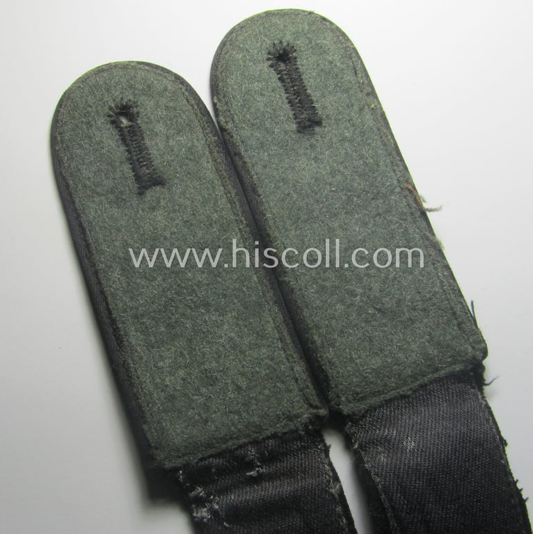 Pair of Waffen-SS, early- (ie. mid-) war-period EM-type shoulderstraps: 'SS-Mann der Waffen-SS Pionier-Trpn.'