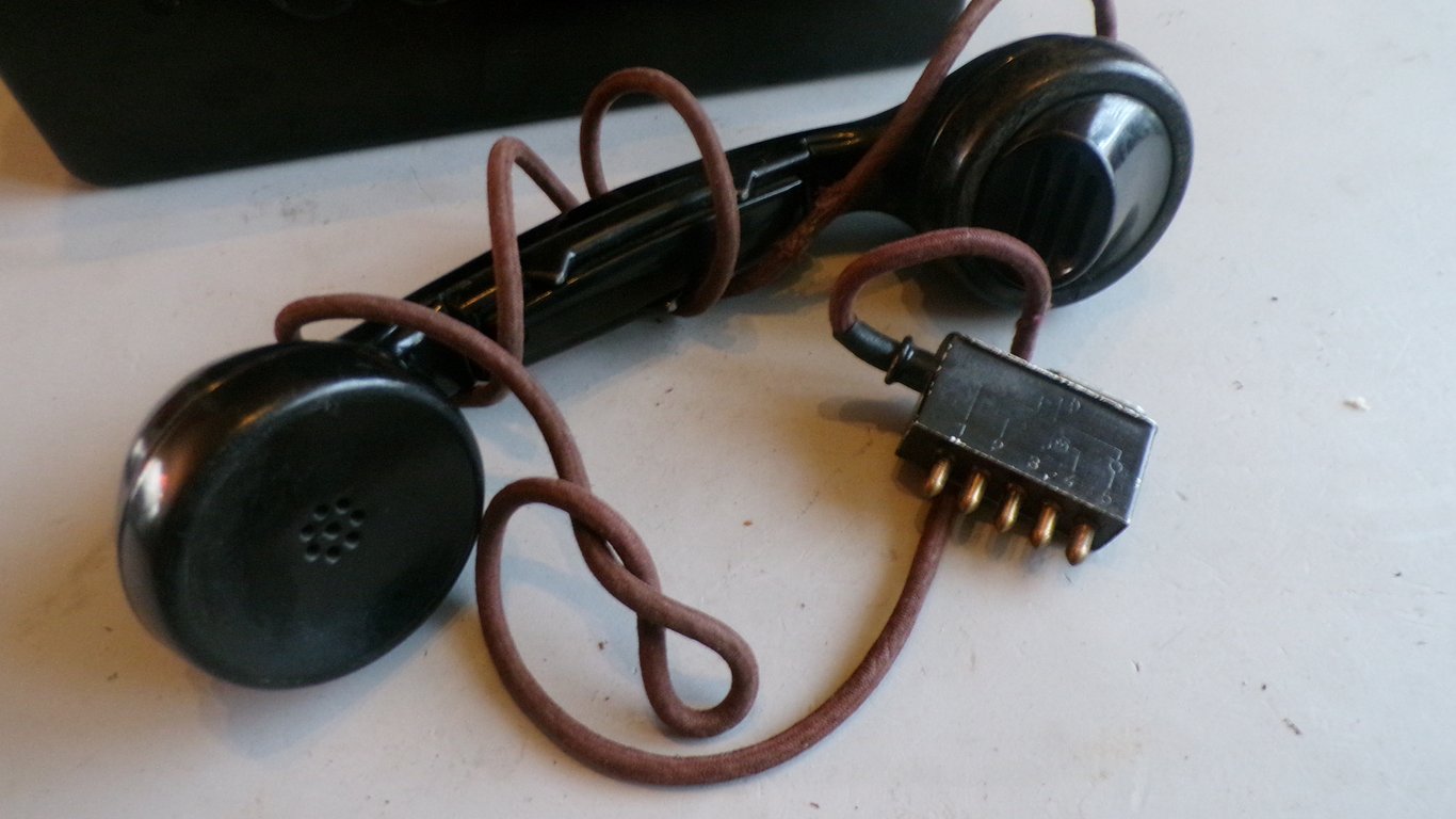 FF33 Fieldphone "ARK"