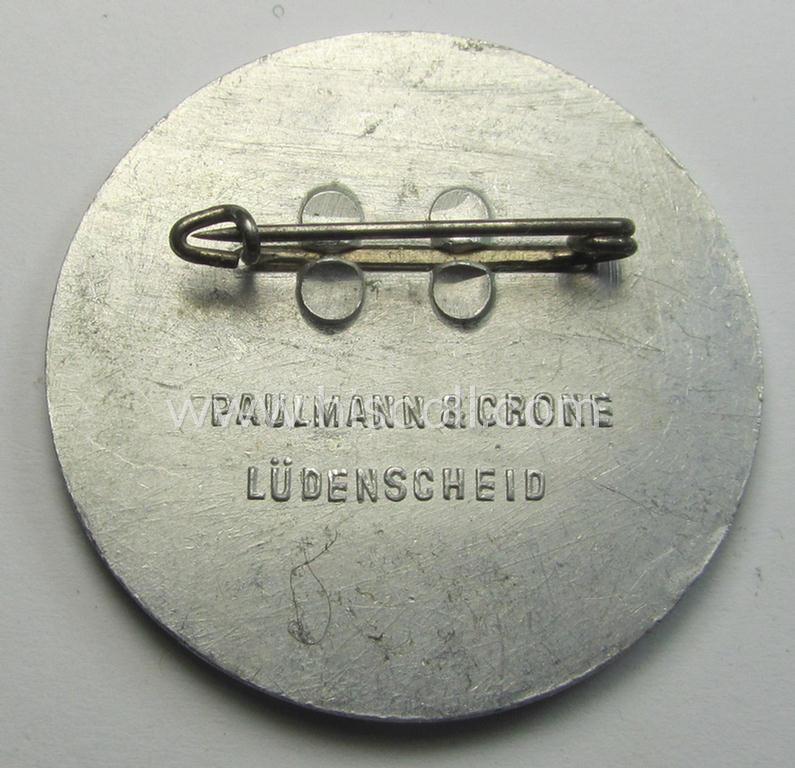 Attractive - and actually scarcely encountered! - HJ ('Hitlerjugend') related 'tinnie', being a maker- (ie. 'Paulmann & Crone'-) marked example showing the text: 'Fahnenweihe - Gebiet Ruhr-Niederrhein - Düsseldorf - 11.Okt.1936'