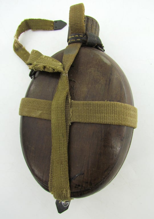Wehrmacht 'Coconut' M31 Canteen and Cup 'H.R.E.41'