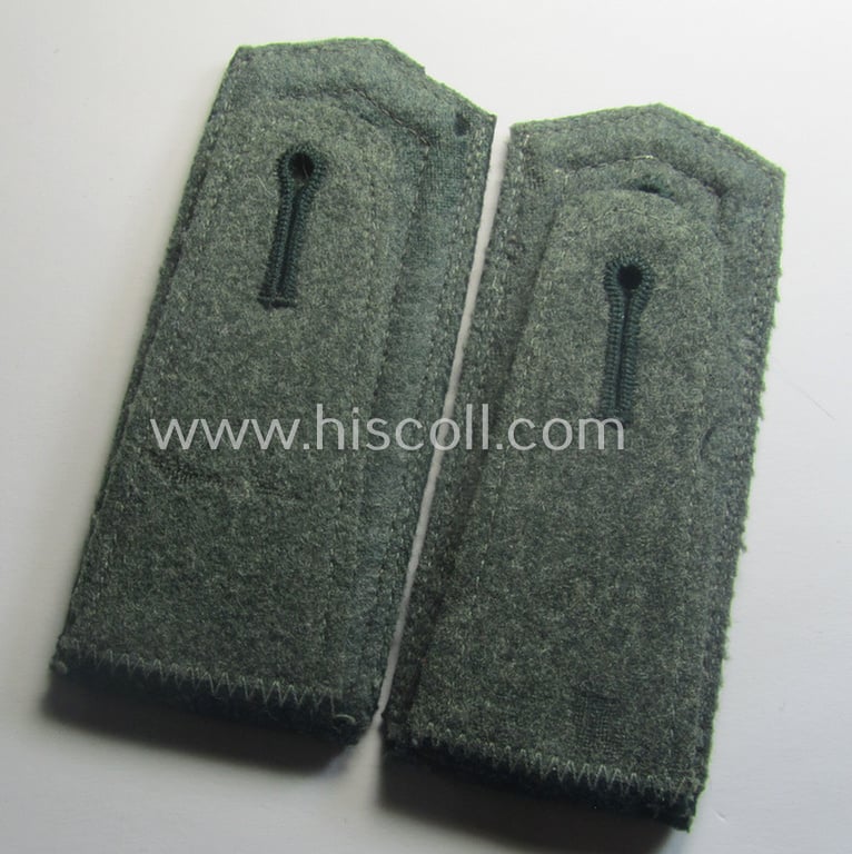 Fully matching pair of early-period (ie. 'M36- o. M40'-pattern and/or pointed-styled), WH (Heeres) 'cyphered' NCO-type shoulderstraps as was intended for a: 'Unteroffizier des Inf.-Maschinengewehr-Abts. 46'