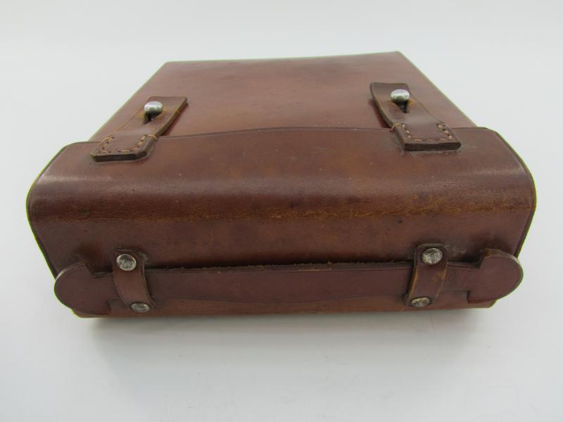 Deutsches Rotes Kreuz D. R. K. Sanitätslager Babelsberg Medical Pouch