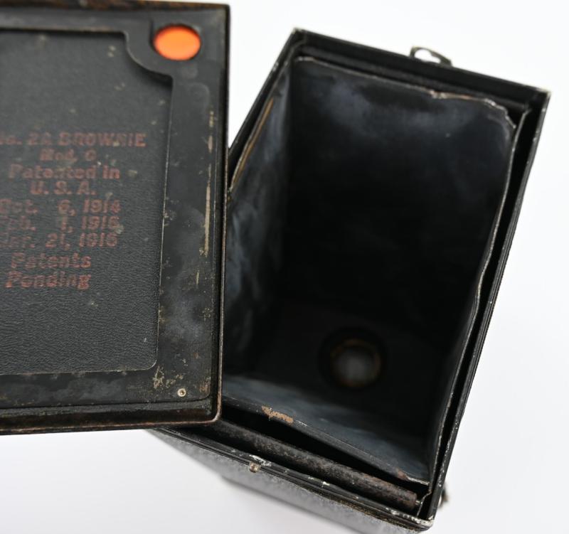 Canadian WW1 Camera with Carrying Case